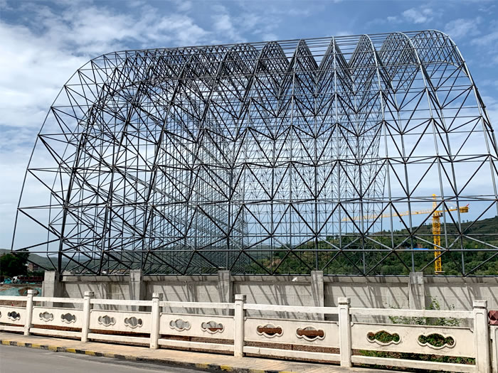 迪庆山寨矿储煤棚网架